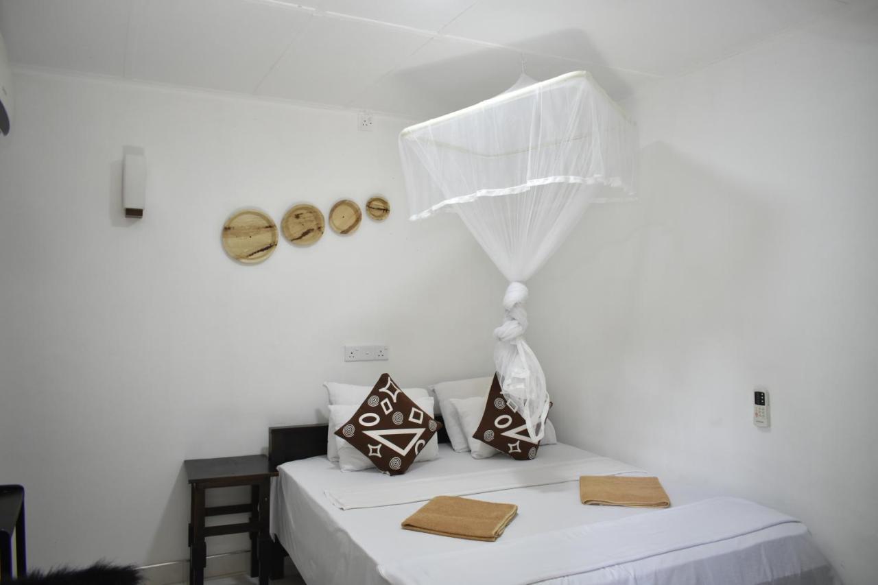Sigiri Rock Side Home Stay Szigirija Kültér fotó
