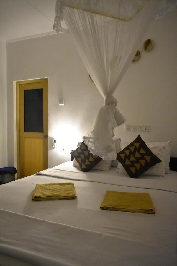 Sigiri Rock Side Home Stay Szigirija Kültér fotó