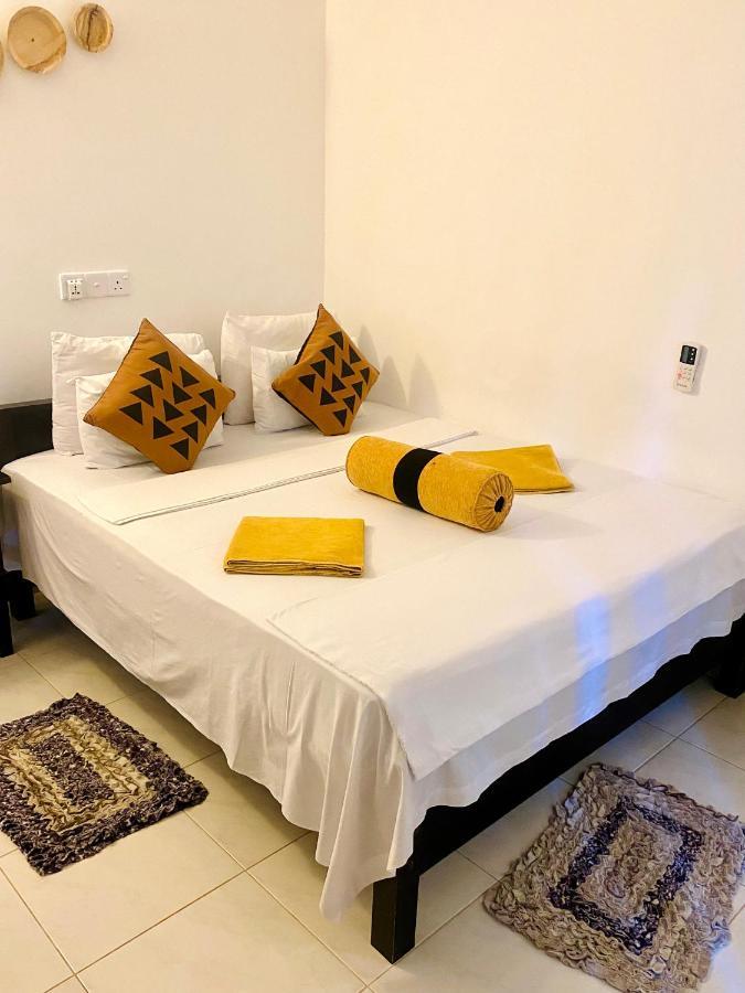 Sigiri Rock Side Home Stay Szigirija Kültér fotó