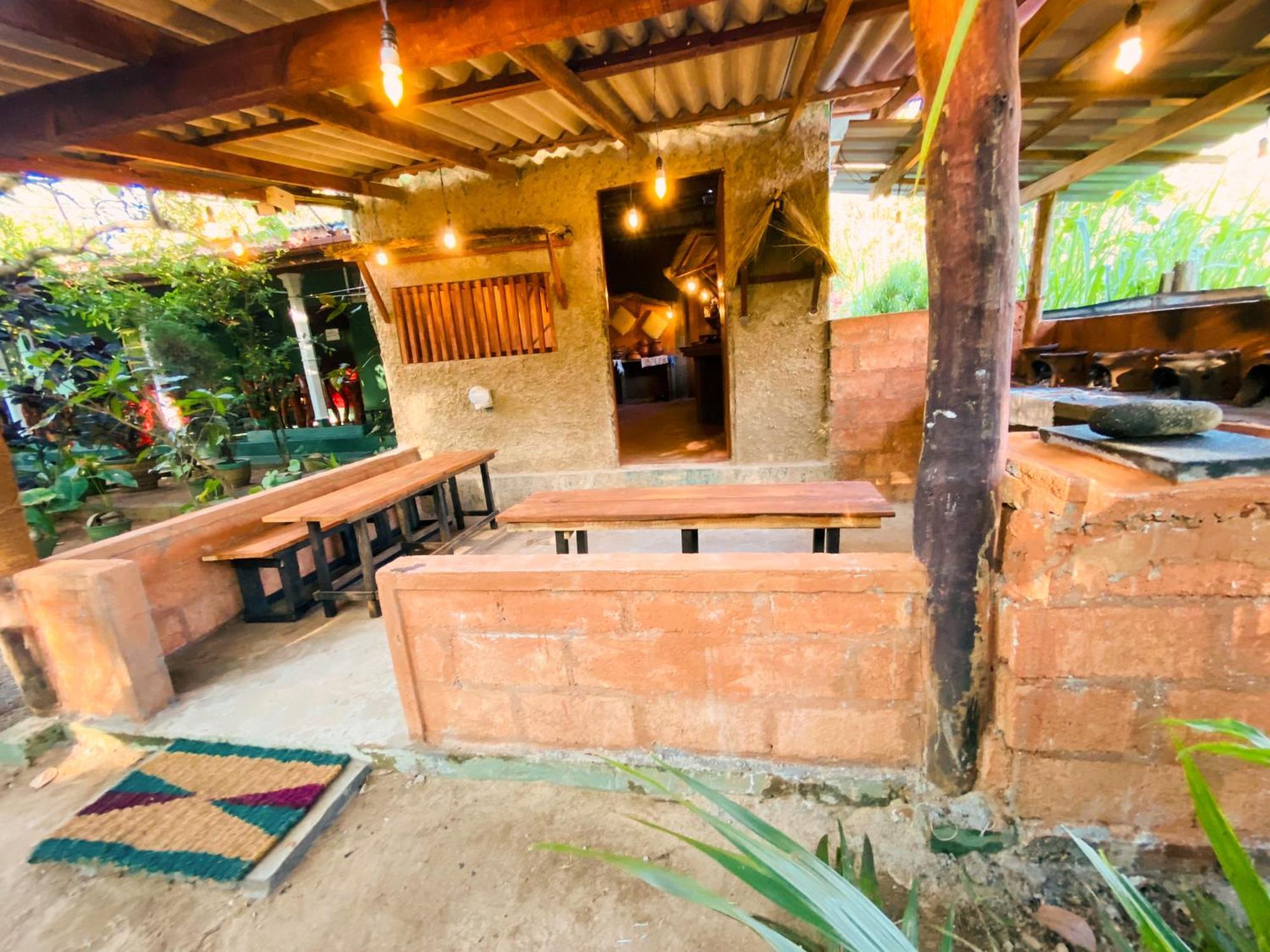 Sigiri Rock Side Home Stay Szigirija Kültér fotó